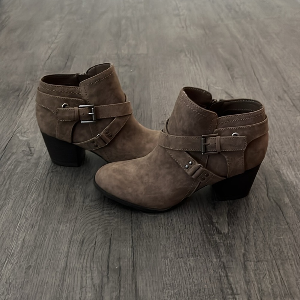 Indigo Rd Bootie Size 7.5